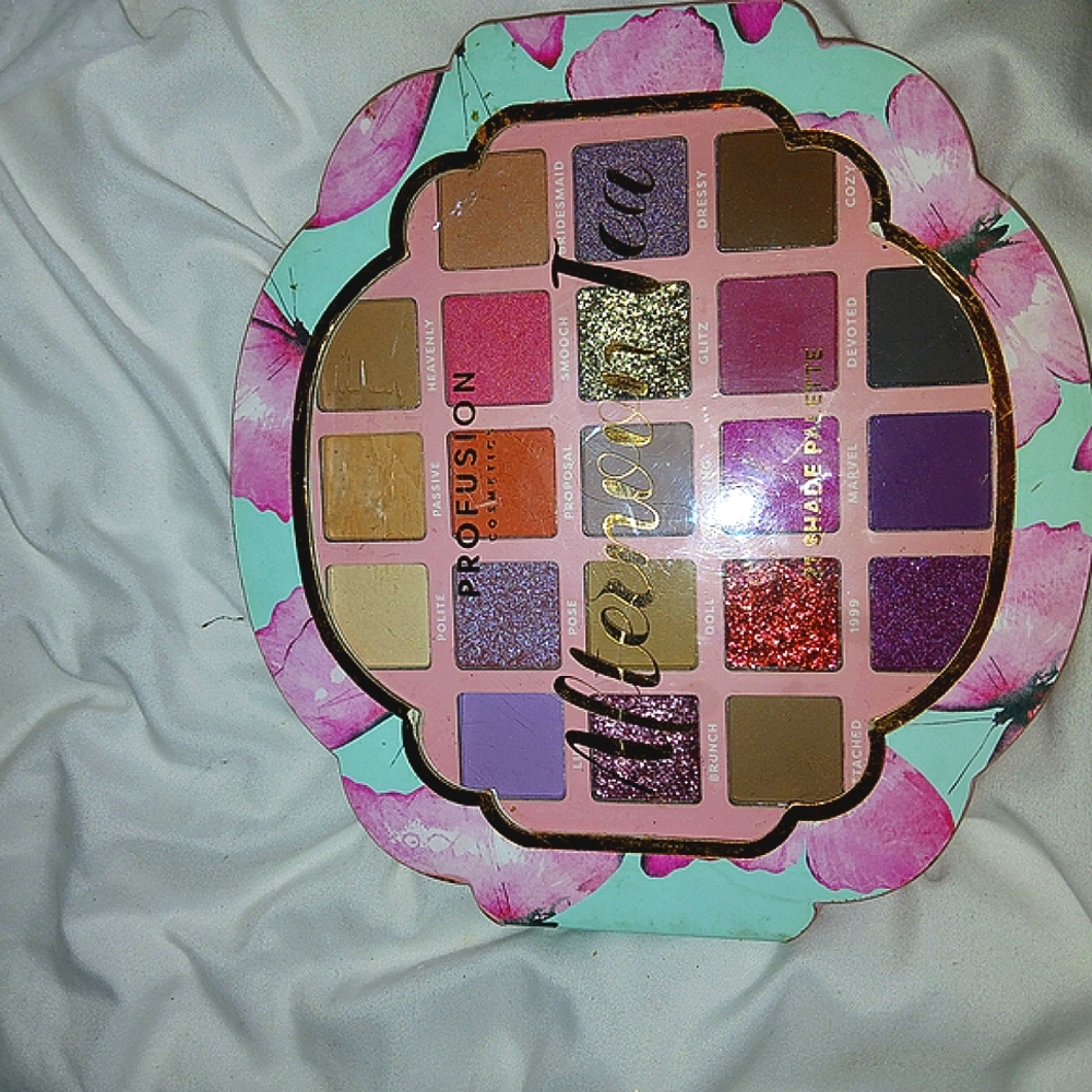 Profusion Cosmetics Afternoon Tea Eyeshadow Palette